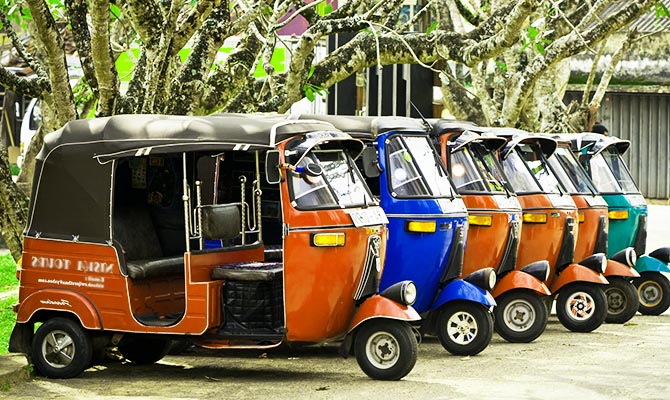 tuktuk2